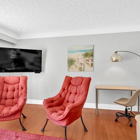 Park Bungalow #4 - Seacliff Beach Suites Leamington Eksteriør billede